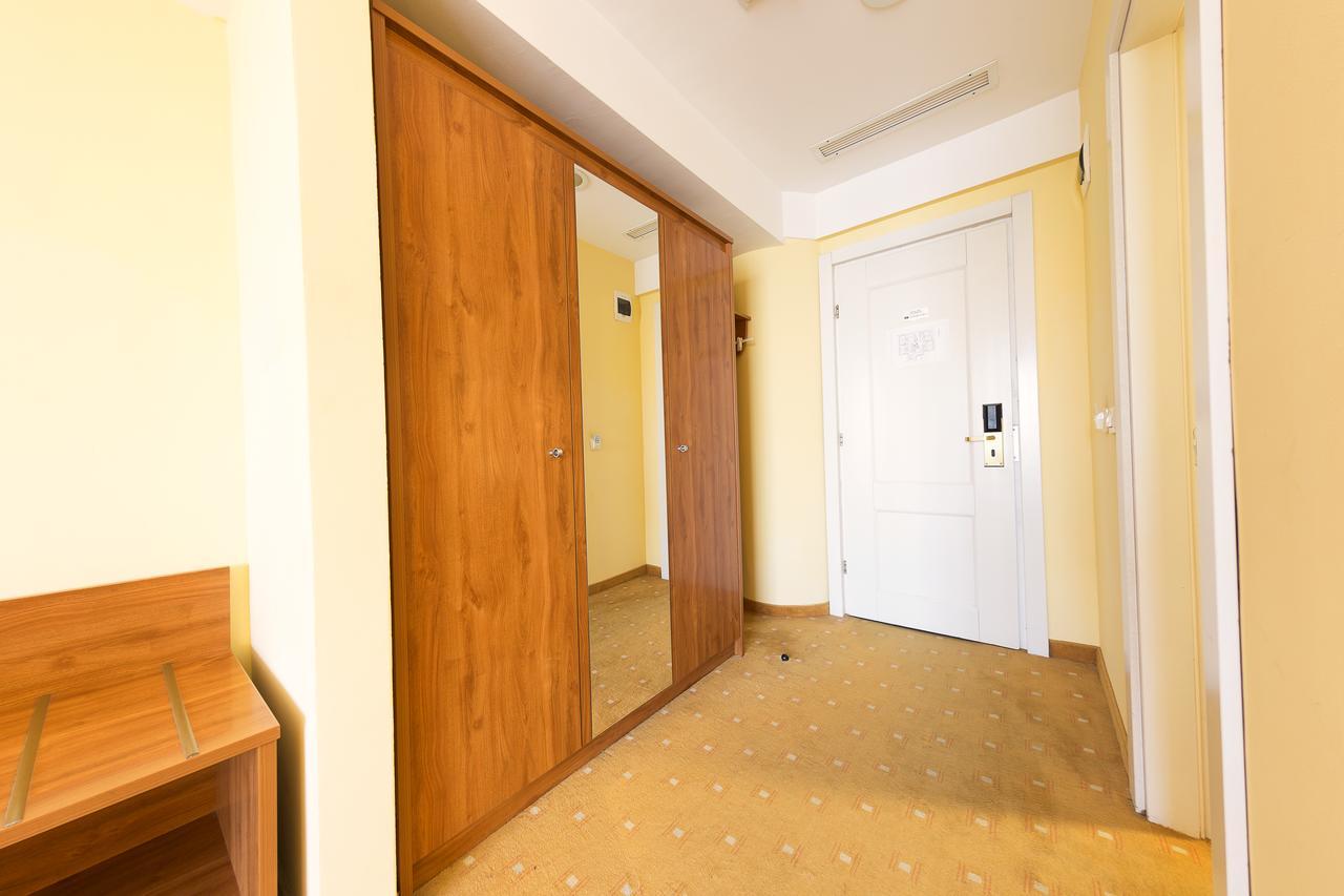 Hotel Parc Alba Iulia Ngoại thất bức ảnh