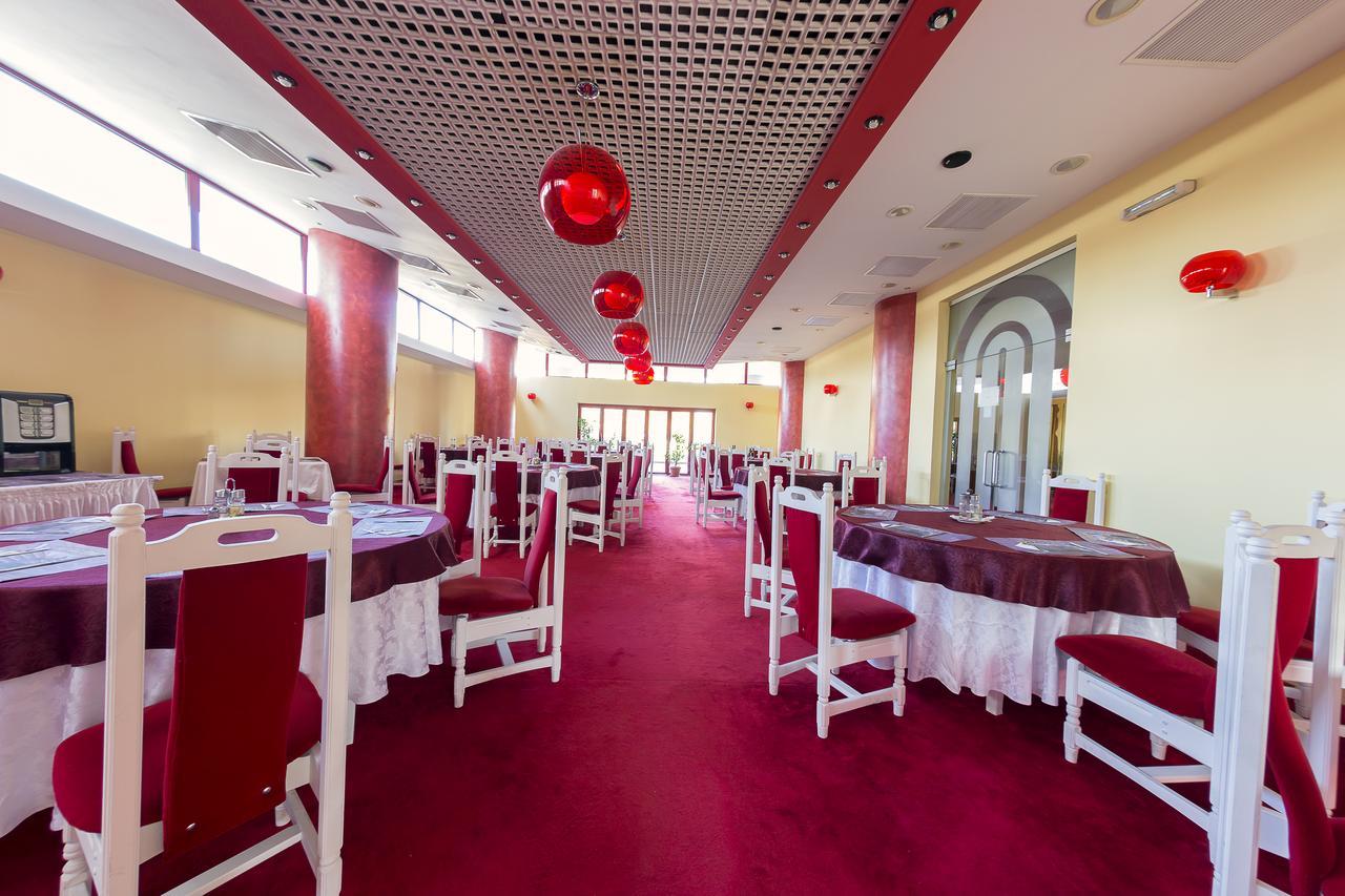 Hotel Parc Alba Iulia Ngoại thất bức ảnh