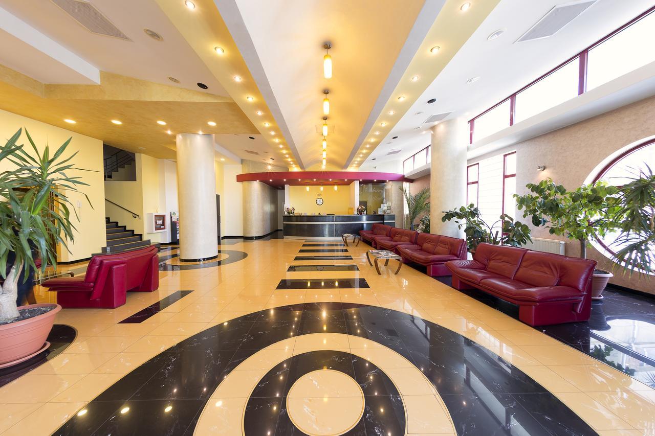 Hotel Parc Alba Iulia Ngoại thất bức ảnh