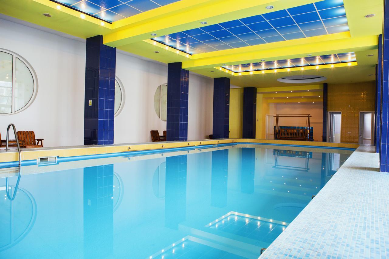 Hotel Parc Alba Iulia Ngoại thất bức ảnh